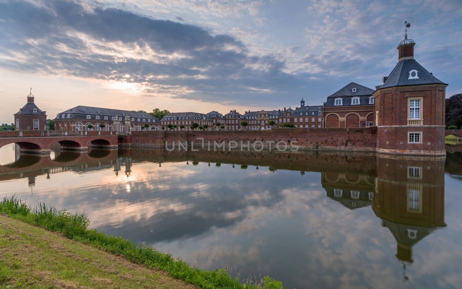 NORDKIRCHEN, GERMANY - JUNE 30, 2023: Nordkirchen castle in evening light on June 30, 2023 in Munsterland, North Rhine Westphalia, Germany