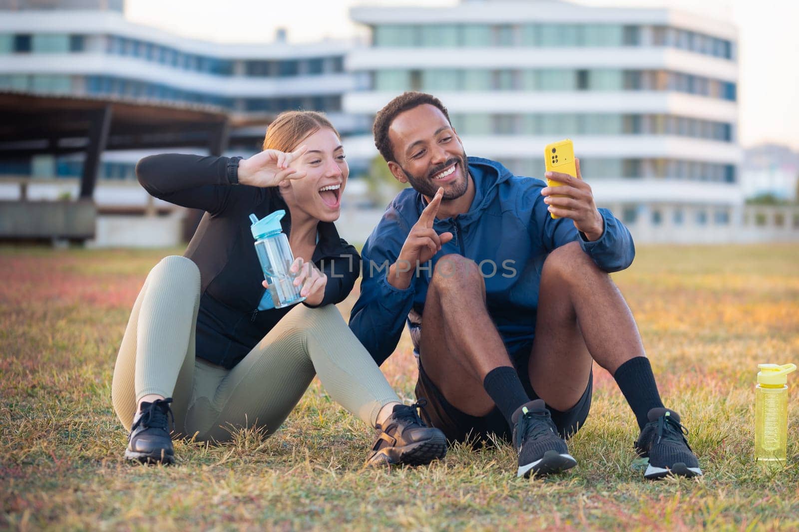 Happy, smiling, sporty friends, ready to exercise or train take a self-portrait. an active lifestyle, health and well-being.