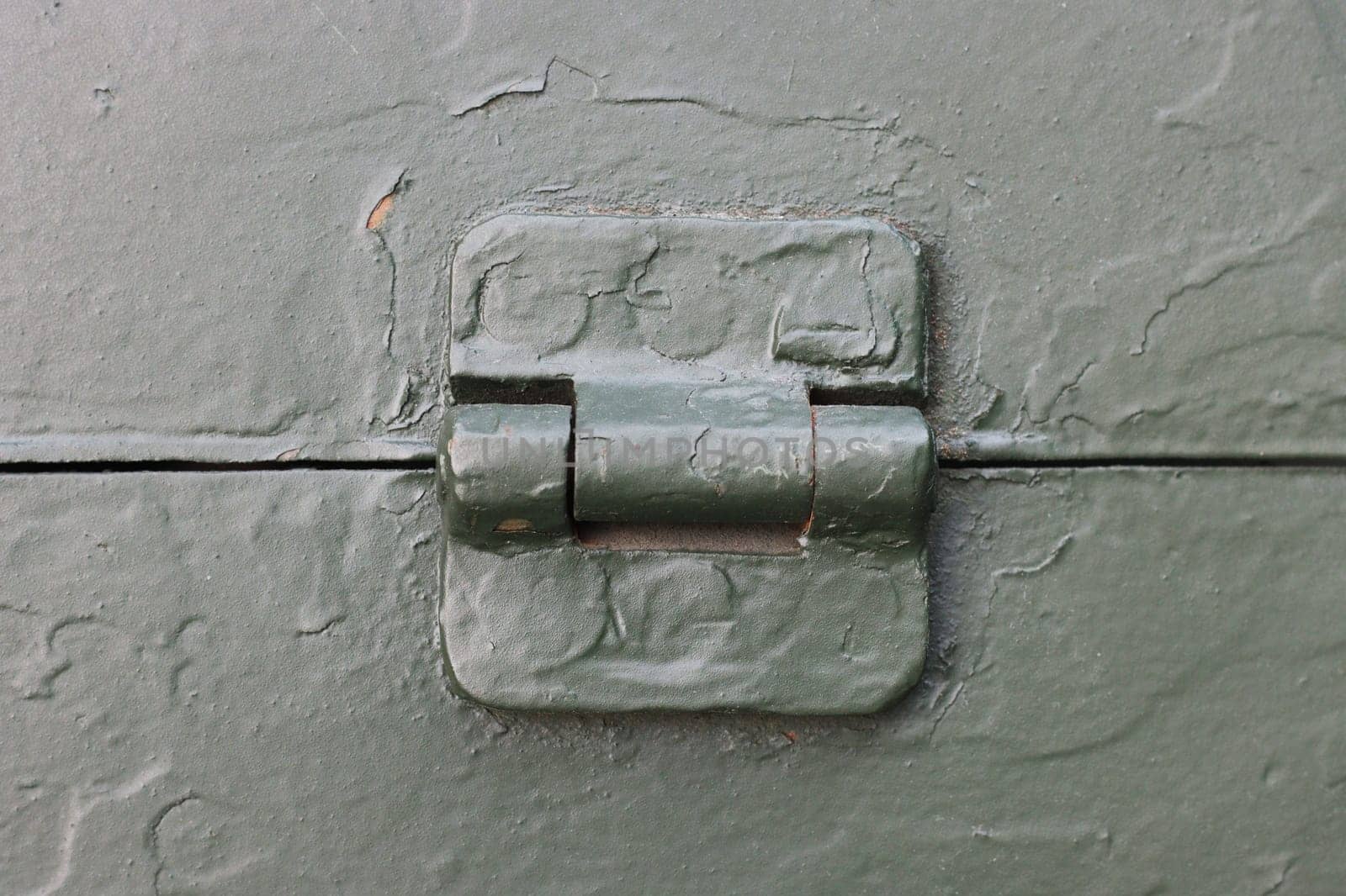 Protective artillery shield. ..Armor with doors and a hinge. Board of military equipment.