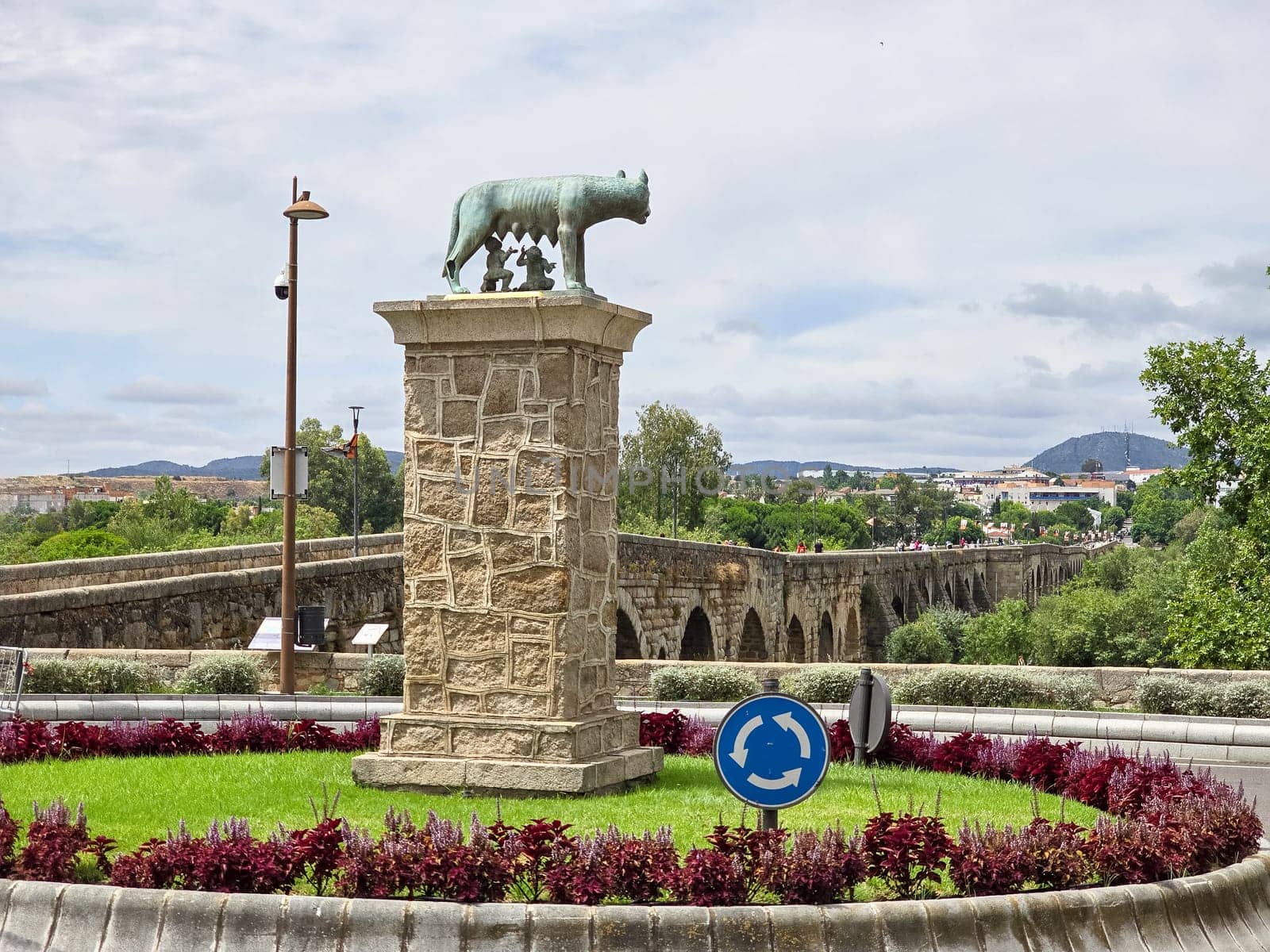 Statue of the Roman Capitoline wolf in Merida, Badajoz, Extremadura, Spain. Symbol of the Roman Empire, representing the legend of how the she-wolf suckled the twin brothers Romulus and Remus