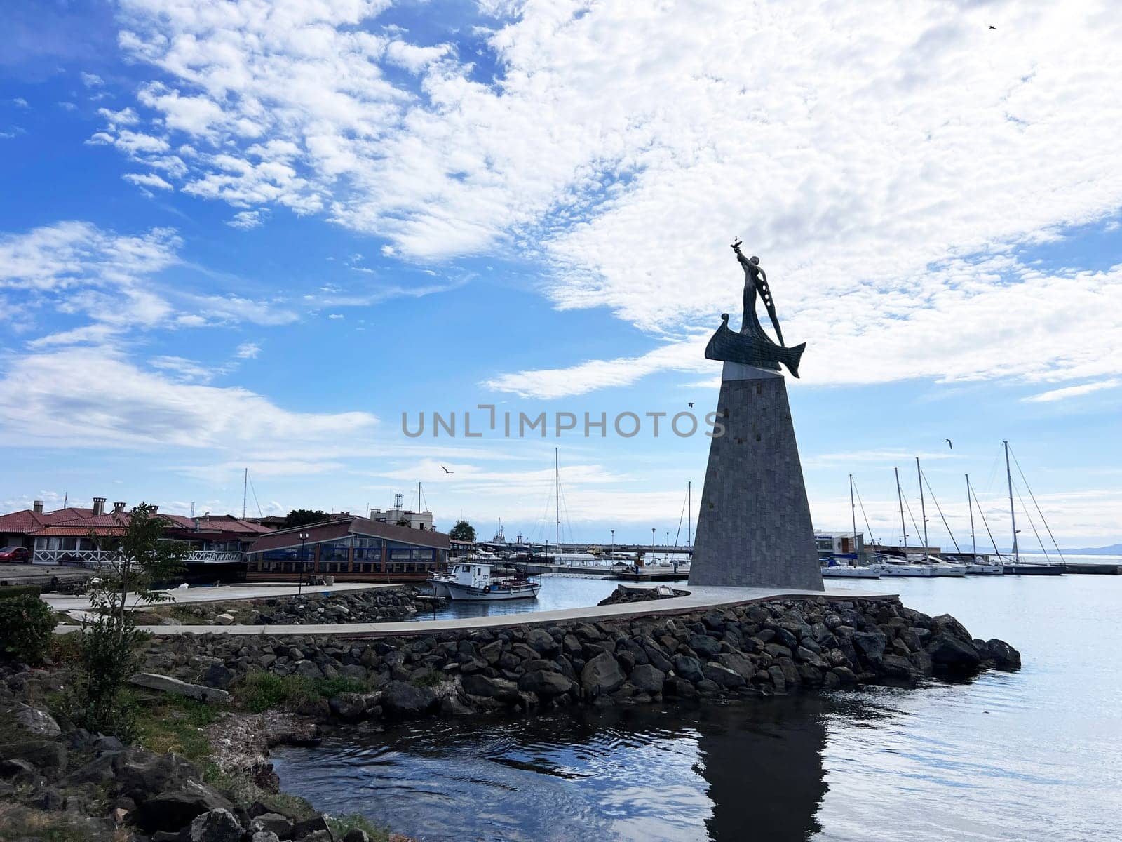 BULGARIA; BURGAS PROVINCE, NESSEBAR: Statue of Saint Nicholas in Nessebar