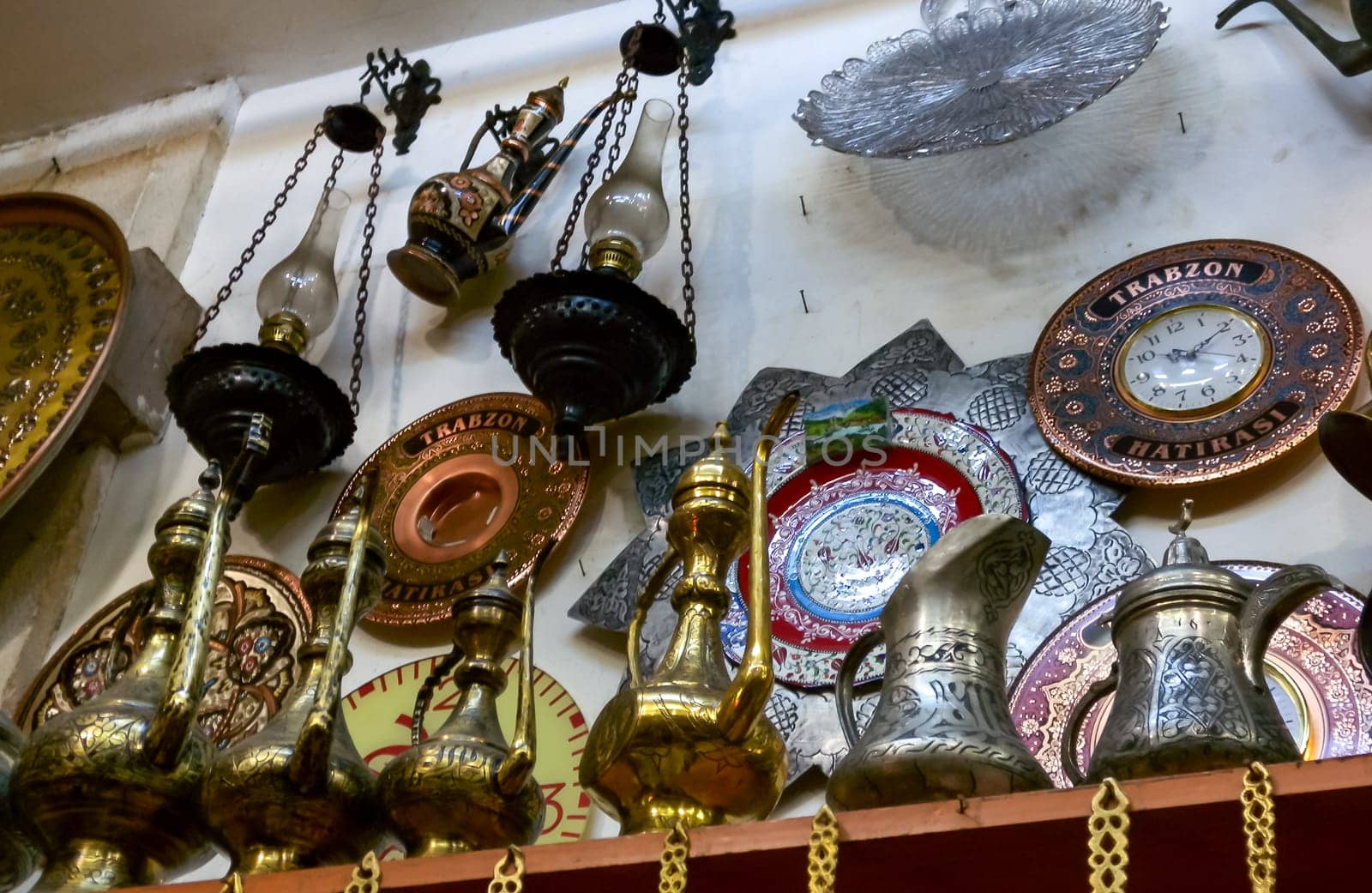TRABZON, Türkiye - OCTOBER 22, 2014: Sale of souvenirs and antiques in small shops in Trabzon, Türkiye 