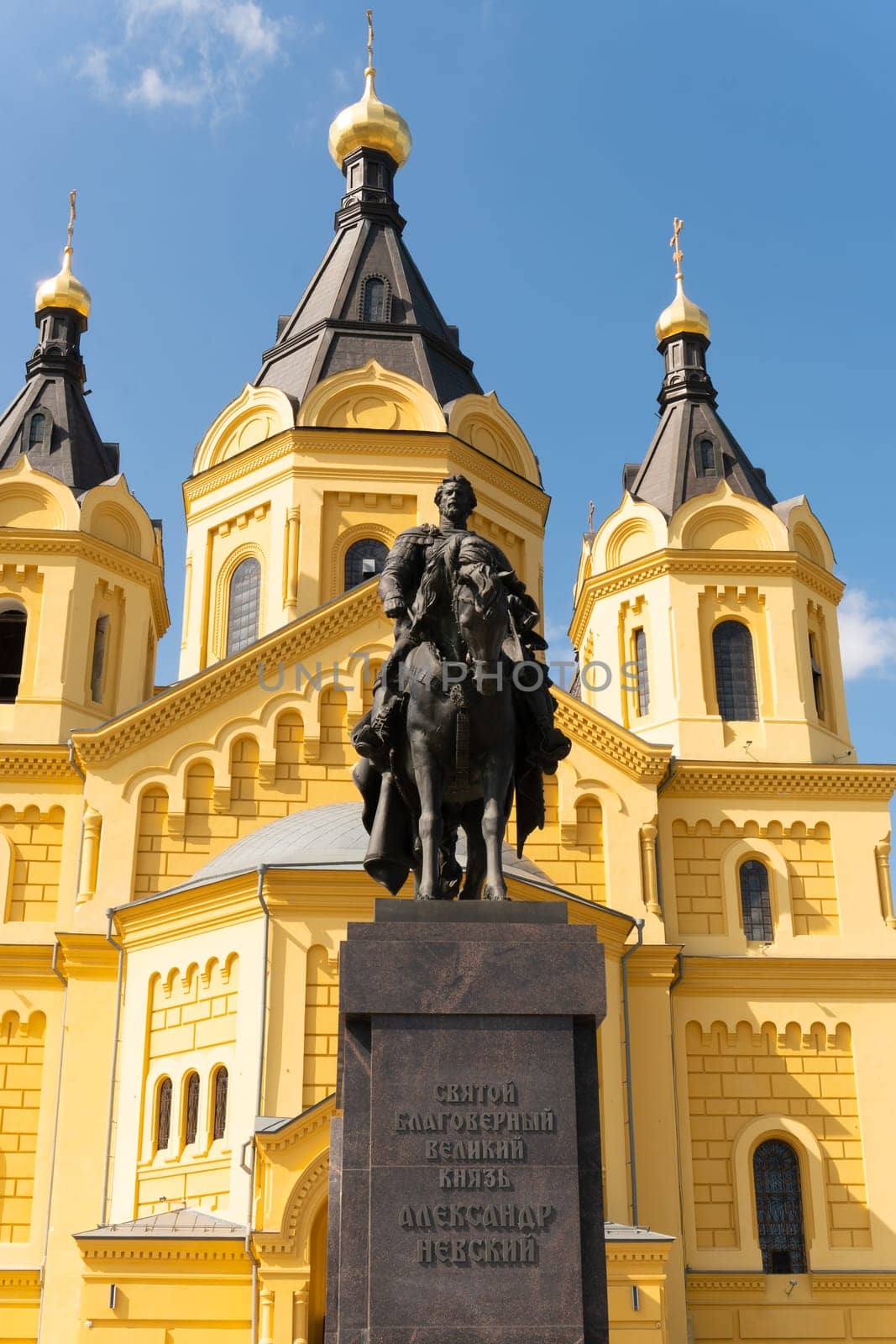 monument nevsky tourism architecture sunny famous city travel landmark cathedral sculpture alexander