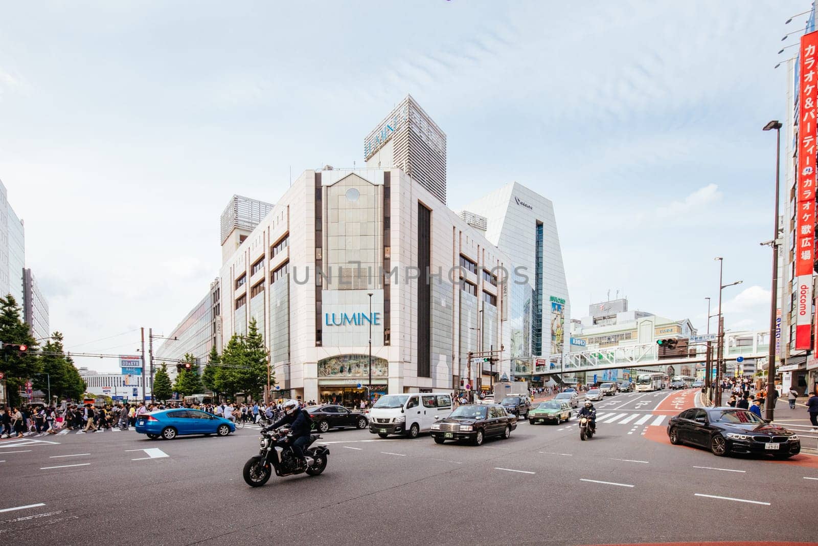 TOKYO, JAPAN - MAY 18 , 2019: Lumine shopping mall in Shinjuku, Tokyo, Japan