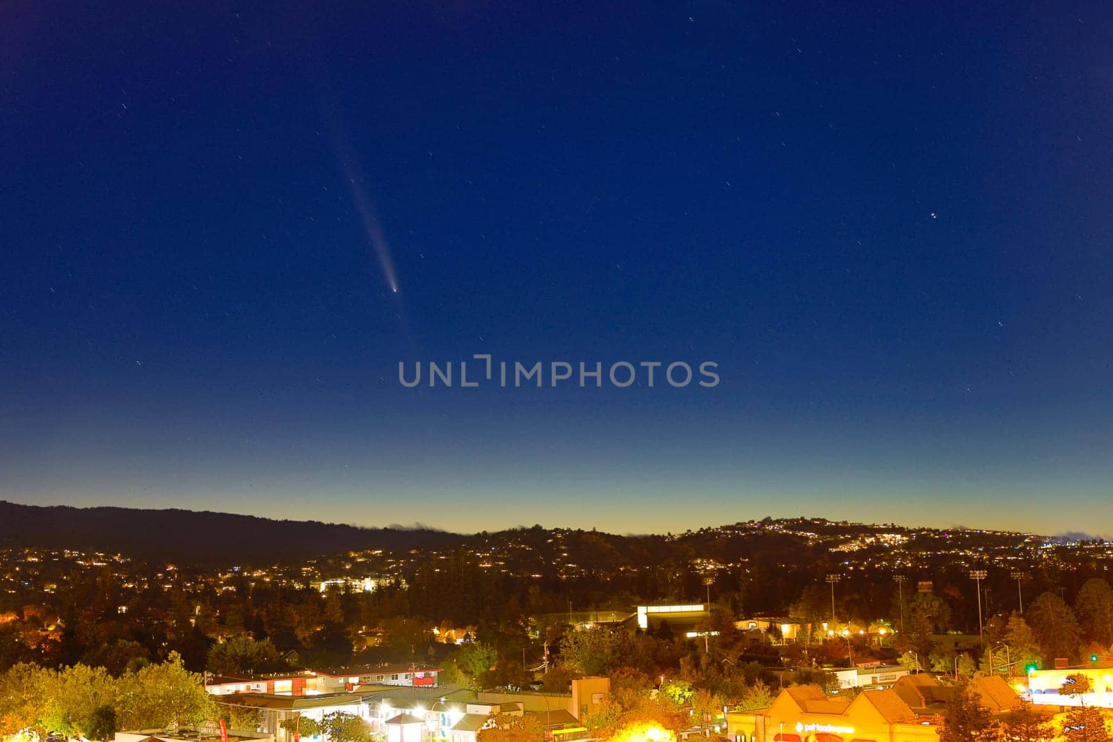 Comet Tsuchinshan-ATLAS seen in the California sky right after dusk taken on October 14, 2024