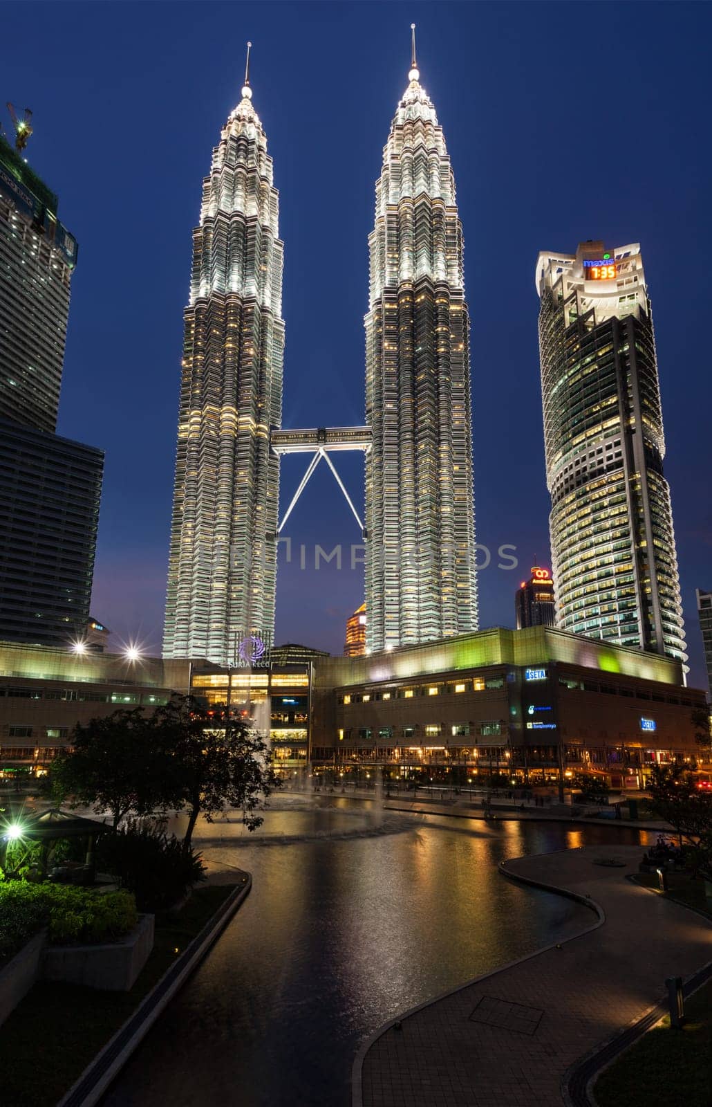 Petronas Twin Towers skyscraper. Kuala Lumpur, Malaysia by dimol