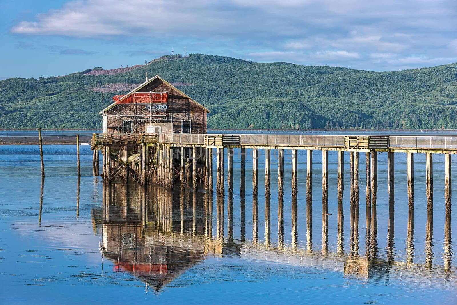 Historic pier and shop on Tillamook Bay in Garibaldi, Oregon.