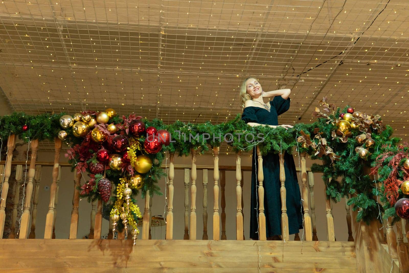 woman beautiful women west bridge person girl fashion female portrait coast tourist adult
