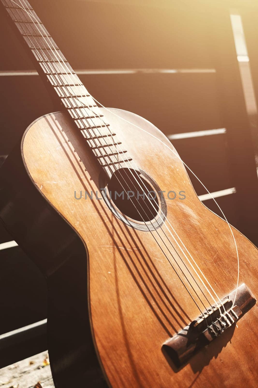breaked classical guitar strings by norgal