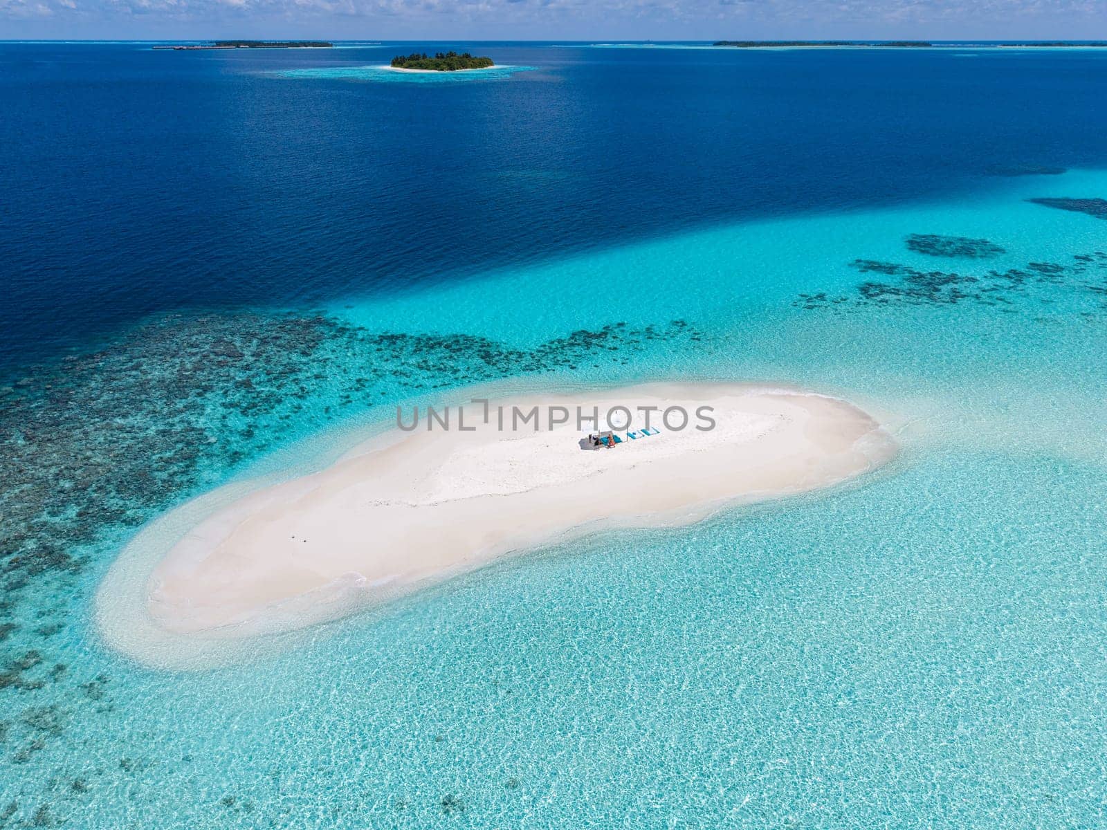Sandbank experience with picnic in Gaafu Dhaalu Atoll Maguhdhuvaa Island, Maldives. High quality photo