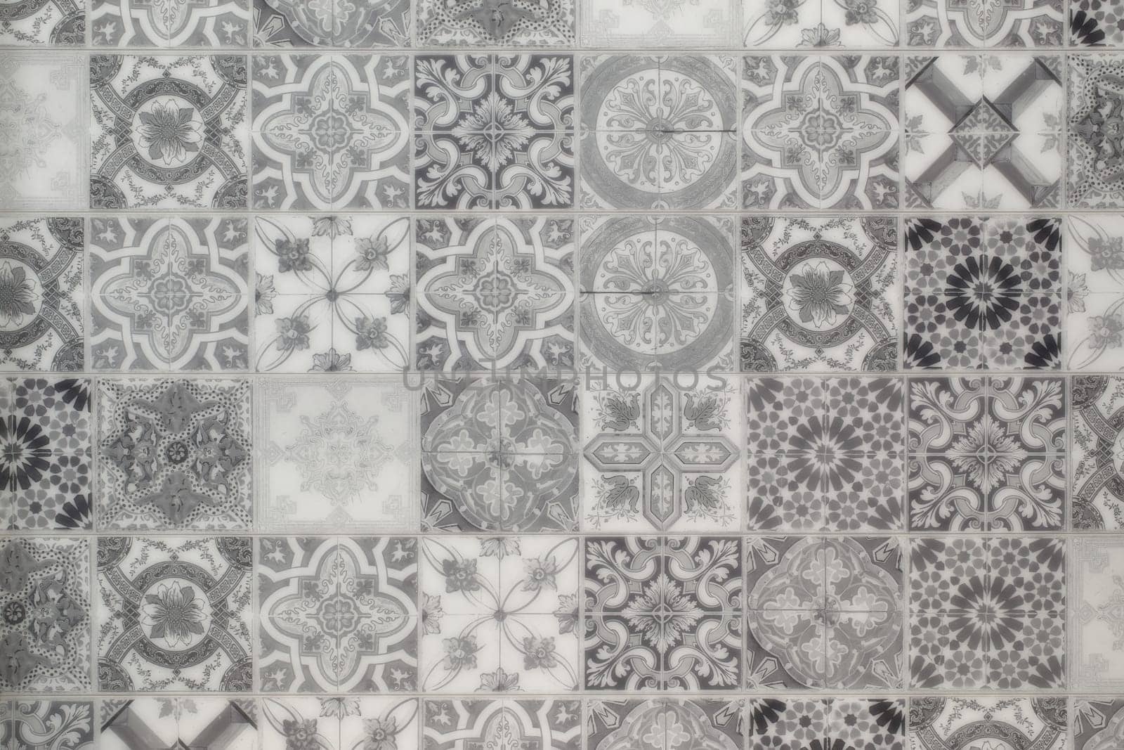 Discover an astonishing collection of intricate and beautiful black and white decorative tile designs for diverse uses