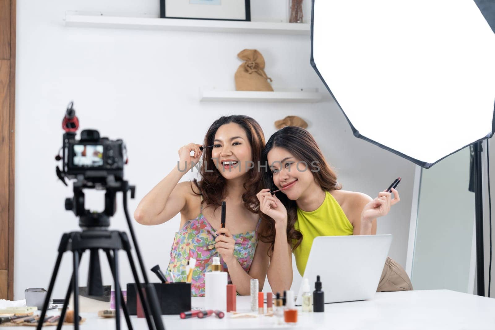 Woman influencer shoot live streaming vlog video review makeup uttermost social by biancoblue