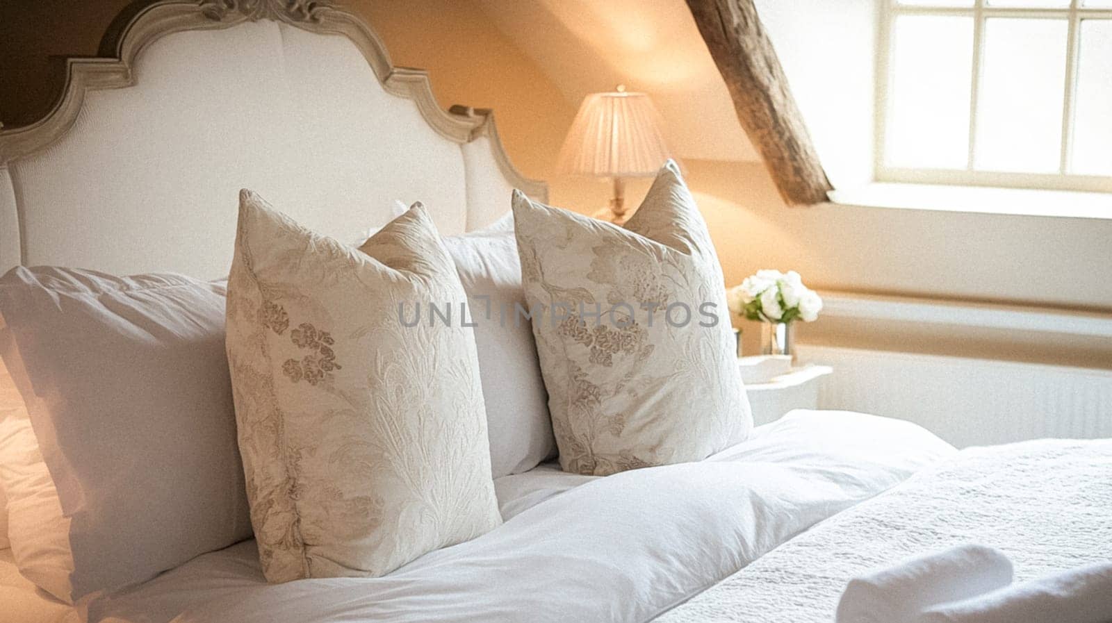 Country cottage decor, Cotswolds style interior design, furniture and home decor in elegant English country house style idea