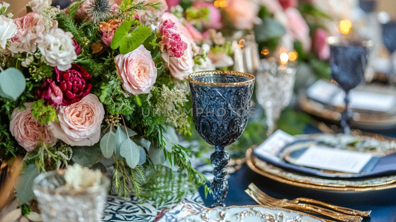 Christmas tablescape decoration, formal family dinner holiday celebration, luxury table setting decor, English country and home style idea