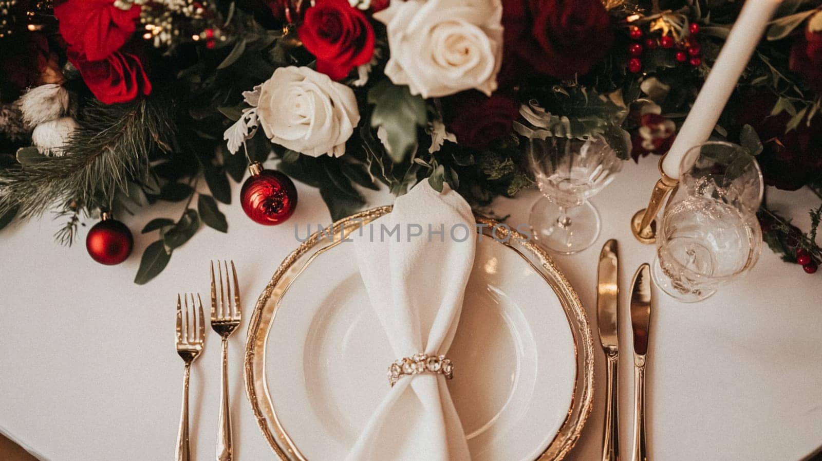 Christmas tablescape decoration, formal family dinner holiday celebration, luxury table setting decor, English country and home style idea