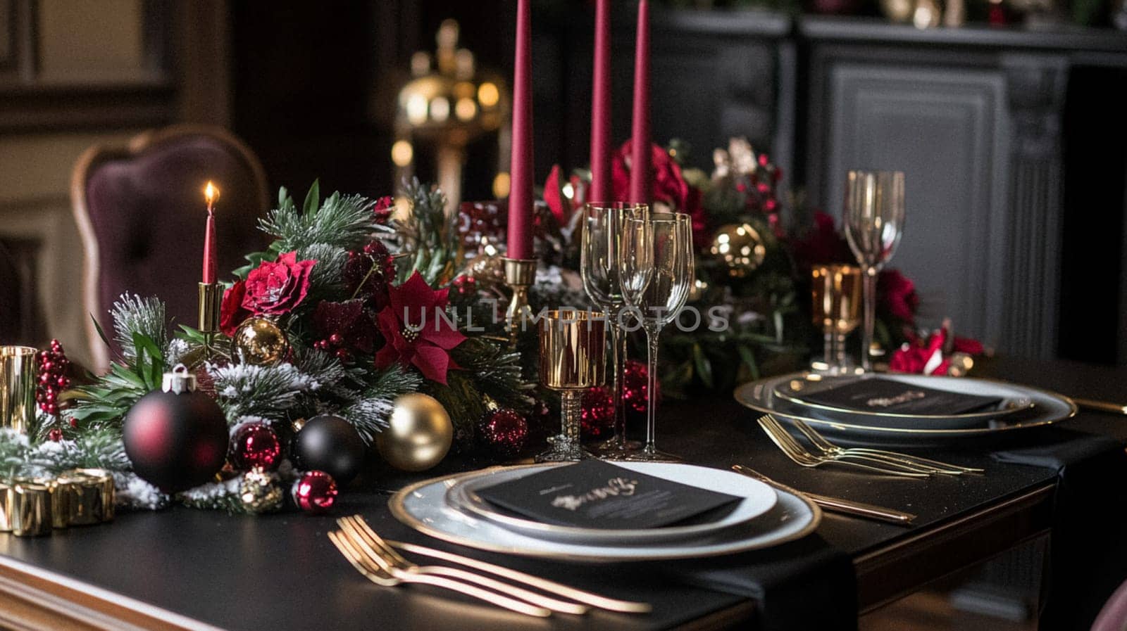 Christmas tablescape decoration, formal family dinner holiday celebration, luxury table setting decor, English country and home style idea