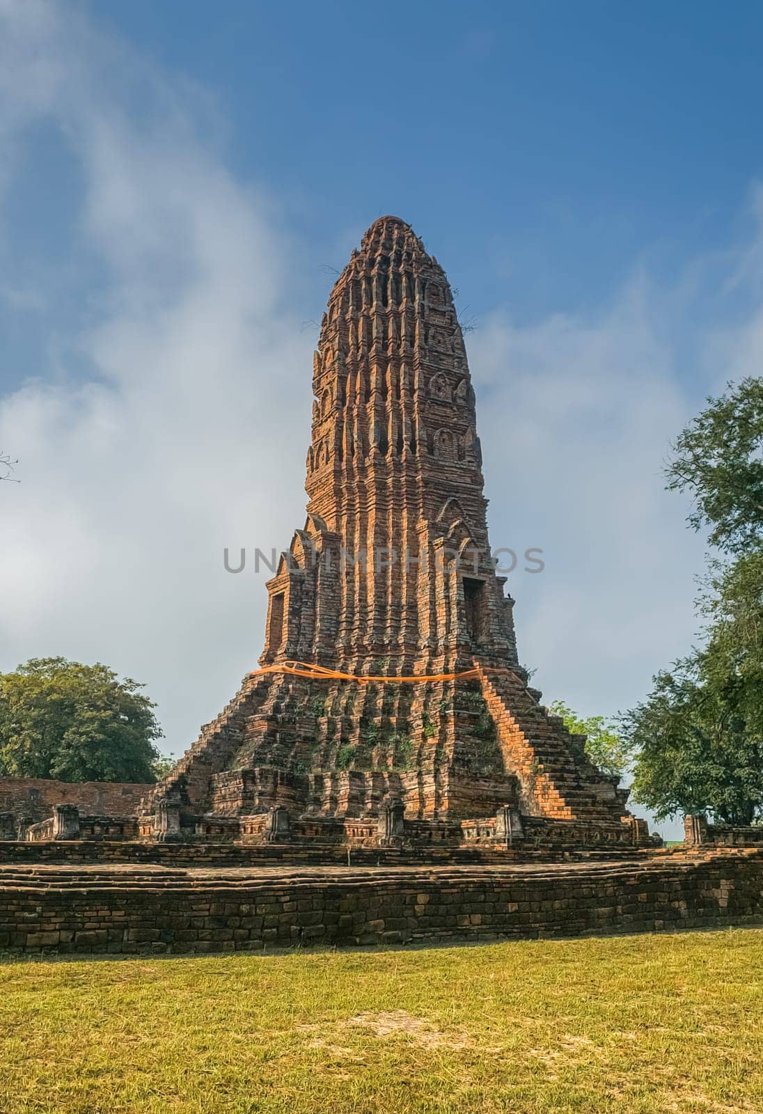 Wat Worachet ancient ruin temple in Ayutthaya by day, Thailand