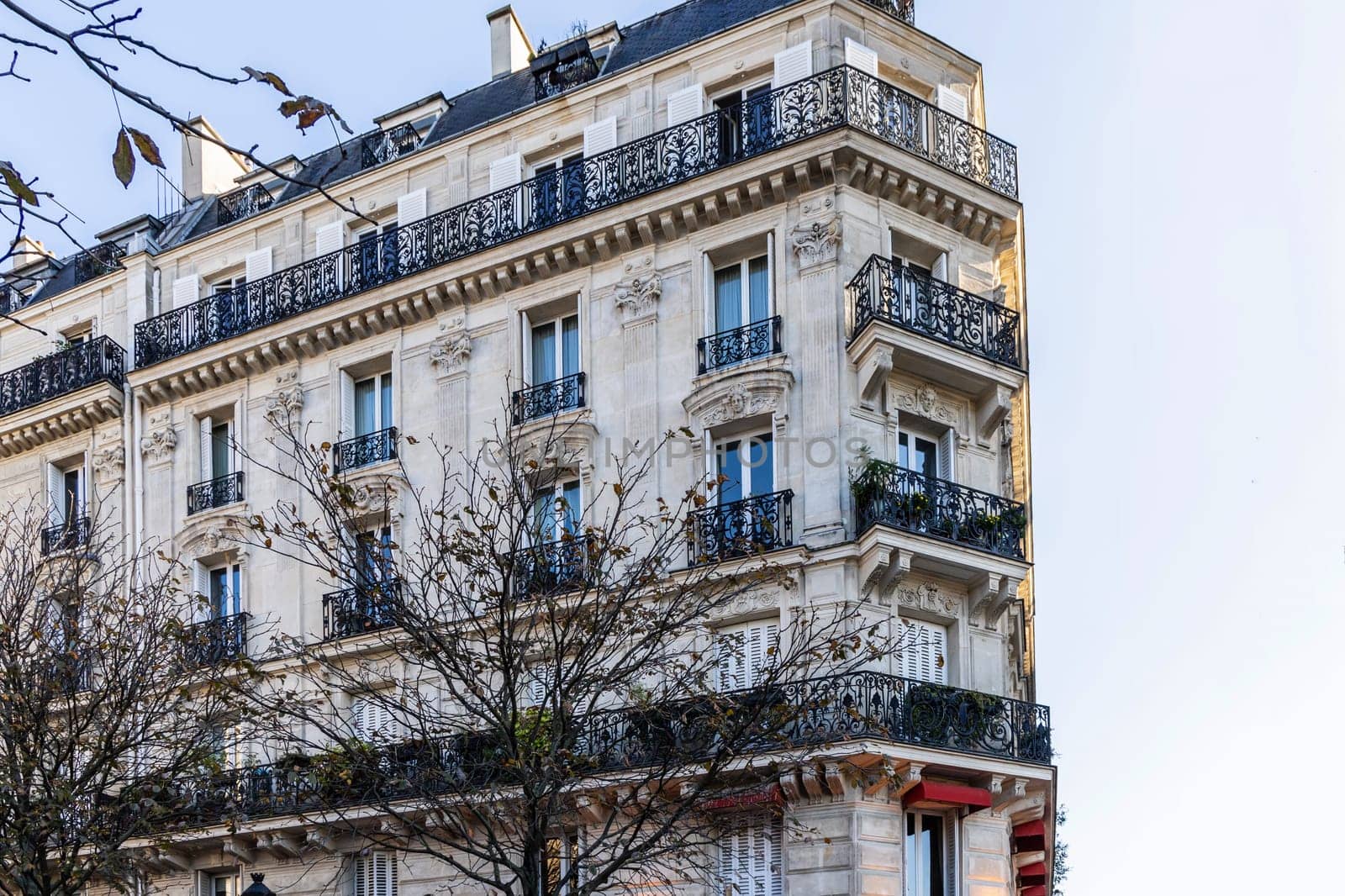 Old and expensive residential building in the city center of Paris, France. High quality photo