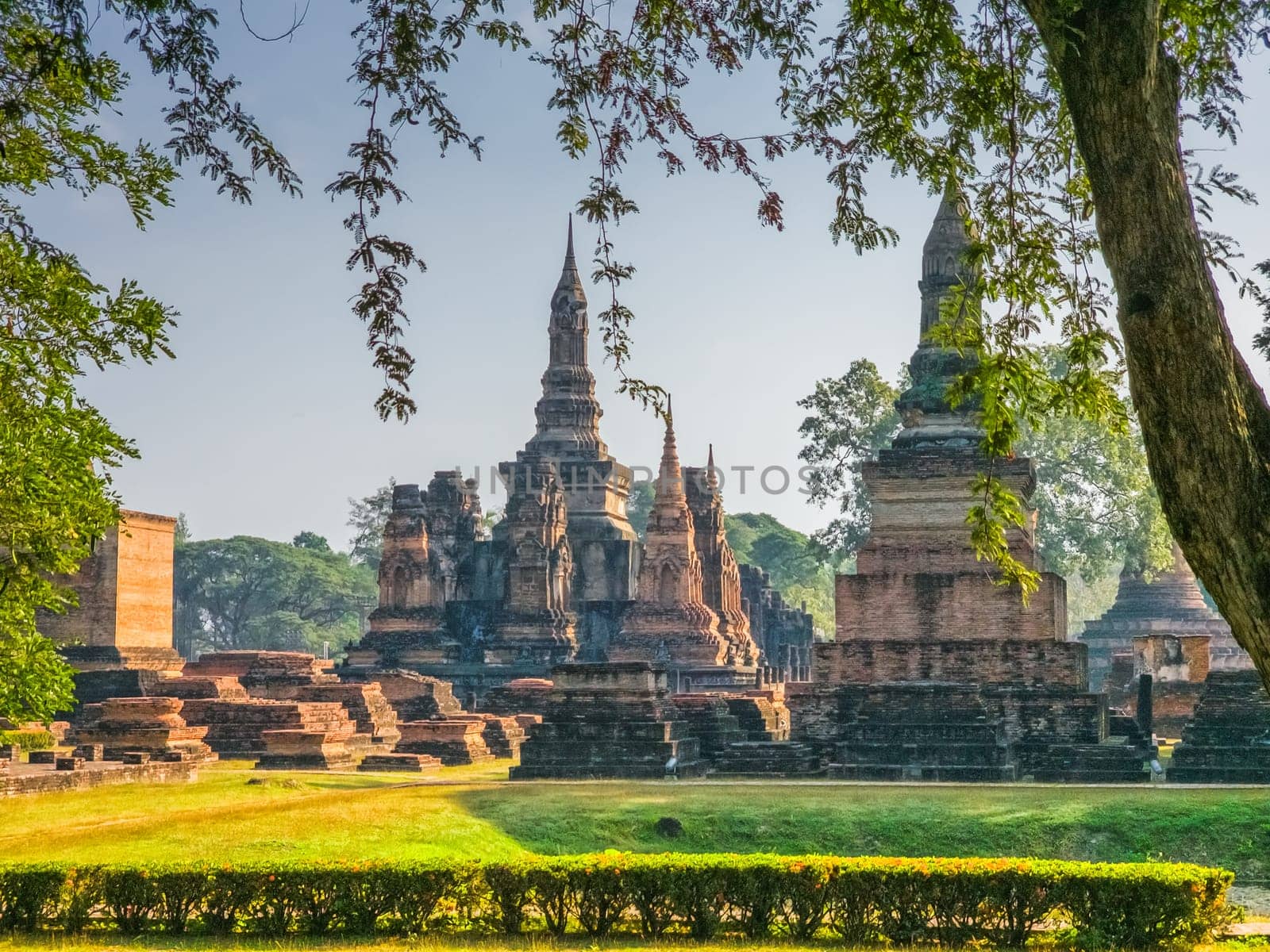 Wat Mahathat Maha That temple by day, Sukhothai, Thailand