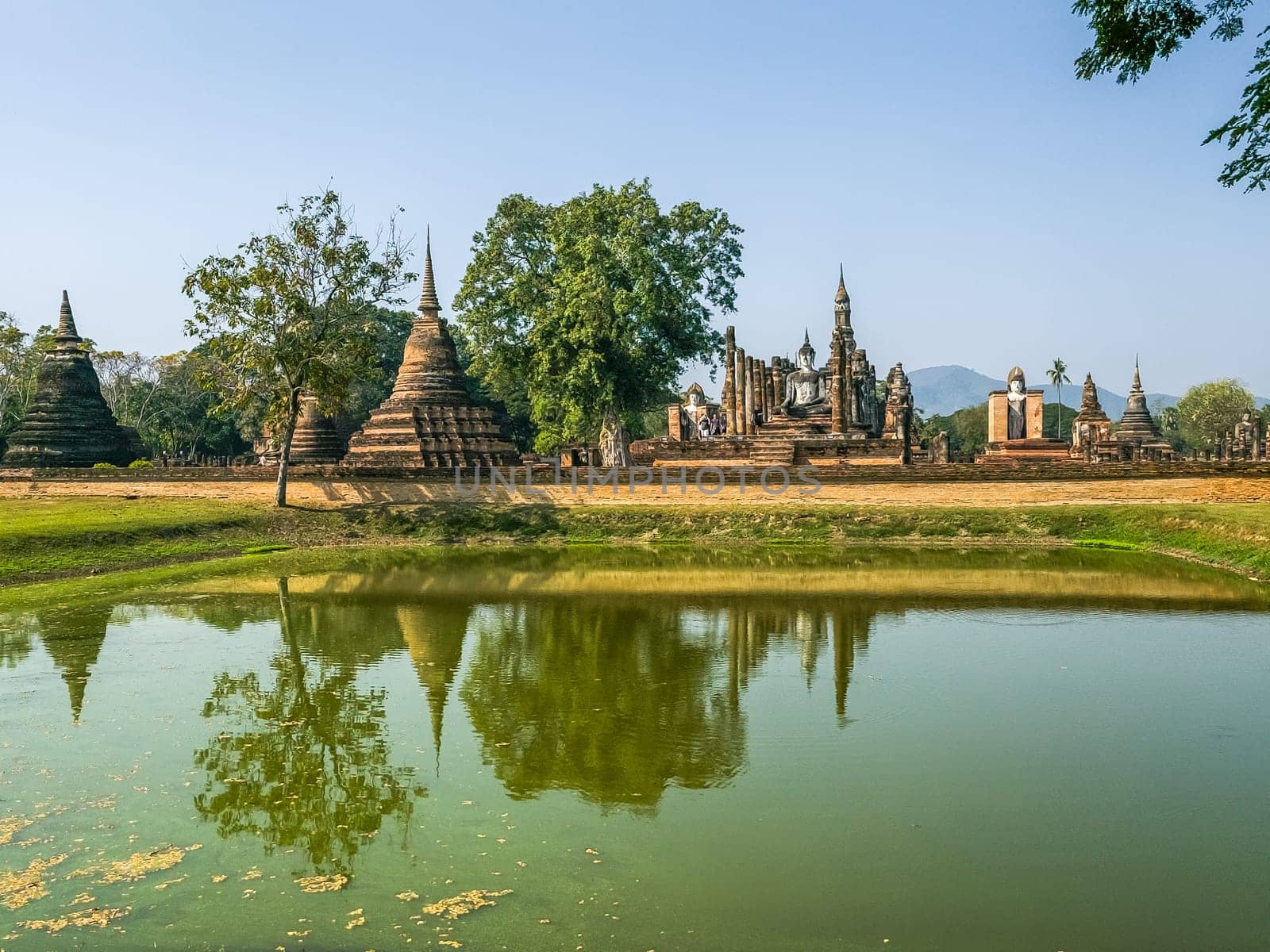 Wat Mahathat Maha That temple by day, Sukhothai, Thailand