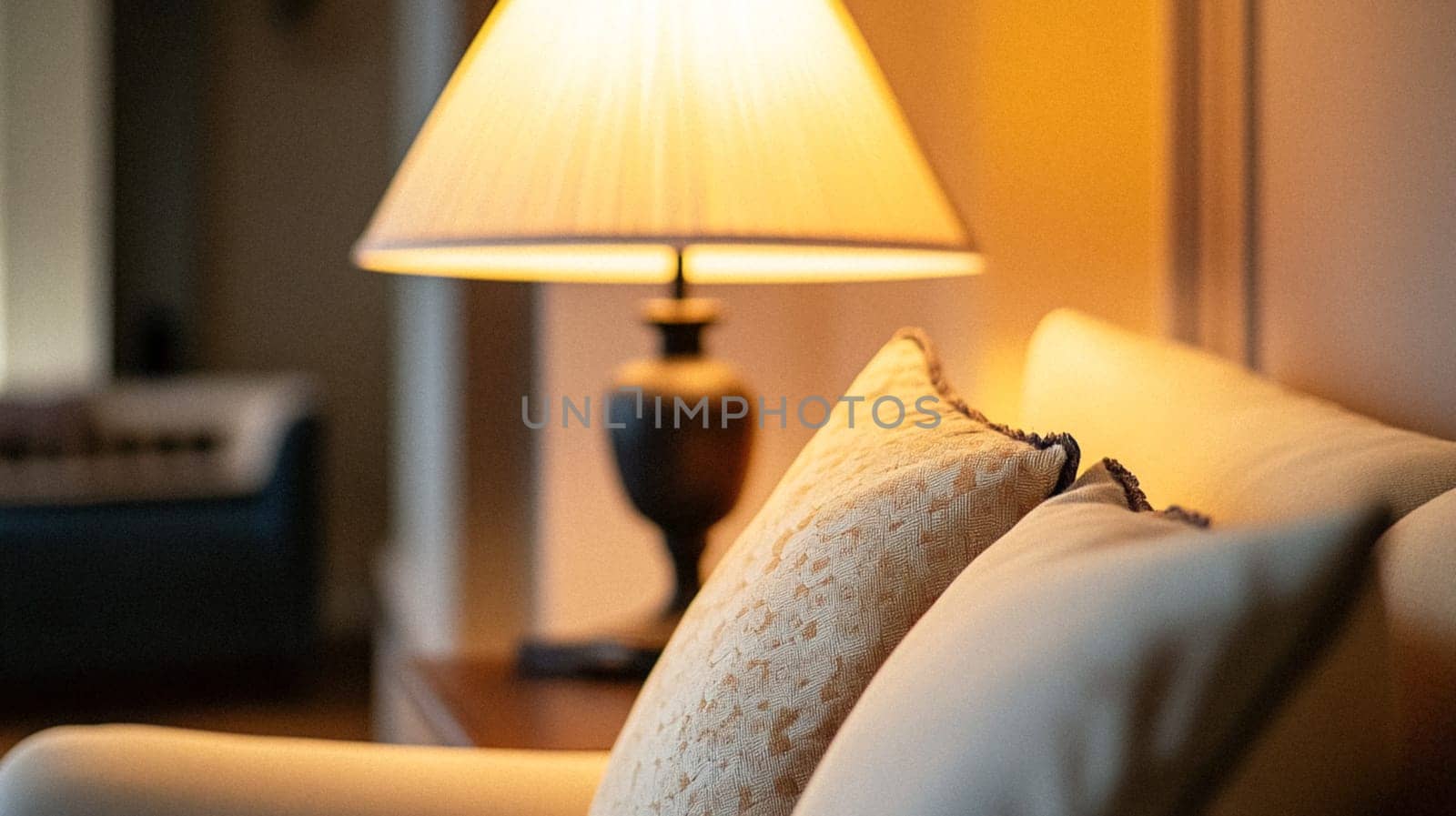 Country cottage decor, Cotswolds style interior design, furniture and home decor in elegant English country house style idea