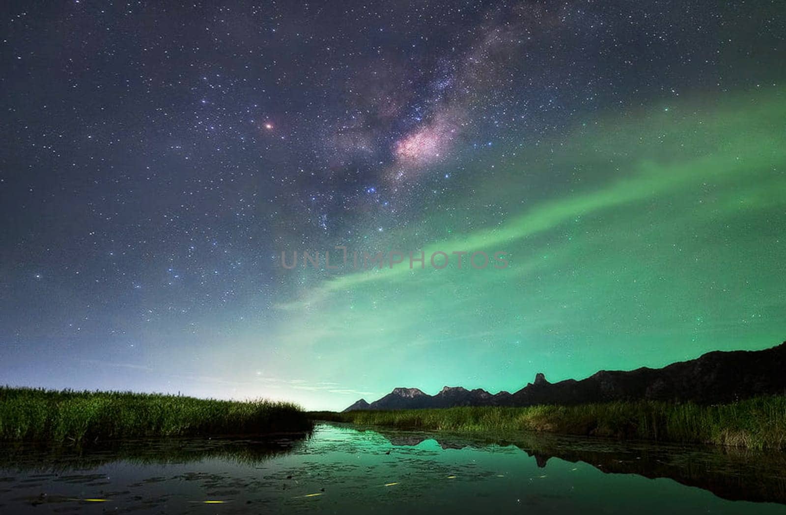 A Magical and Beautiful milkyway pictures
