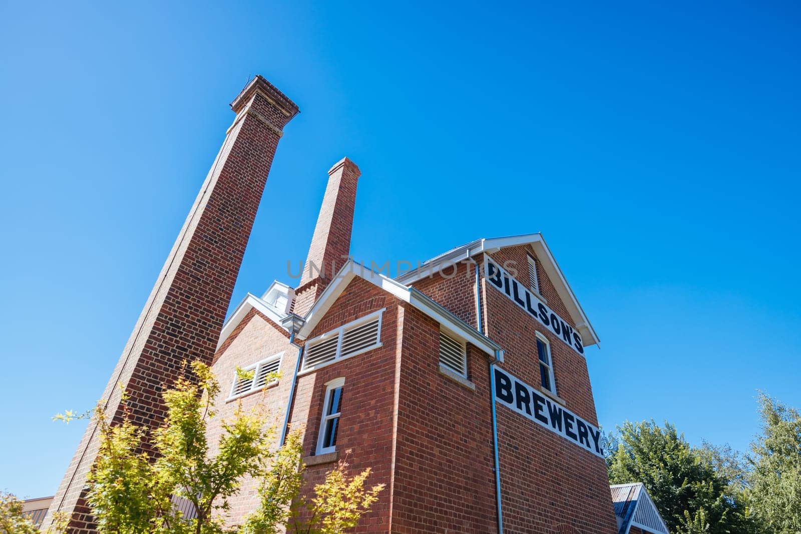 BEECHWORTH, AUSTRALIA - JANUARY 1 2025: Billson's Brewery in historic Beechworth town centre on a warm summer's day in Victoria, Australia on January 1st, 2025