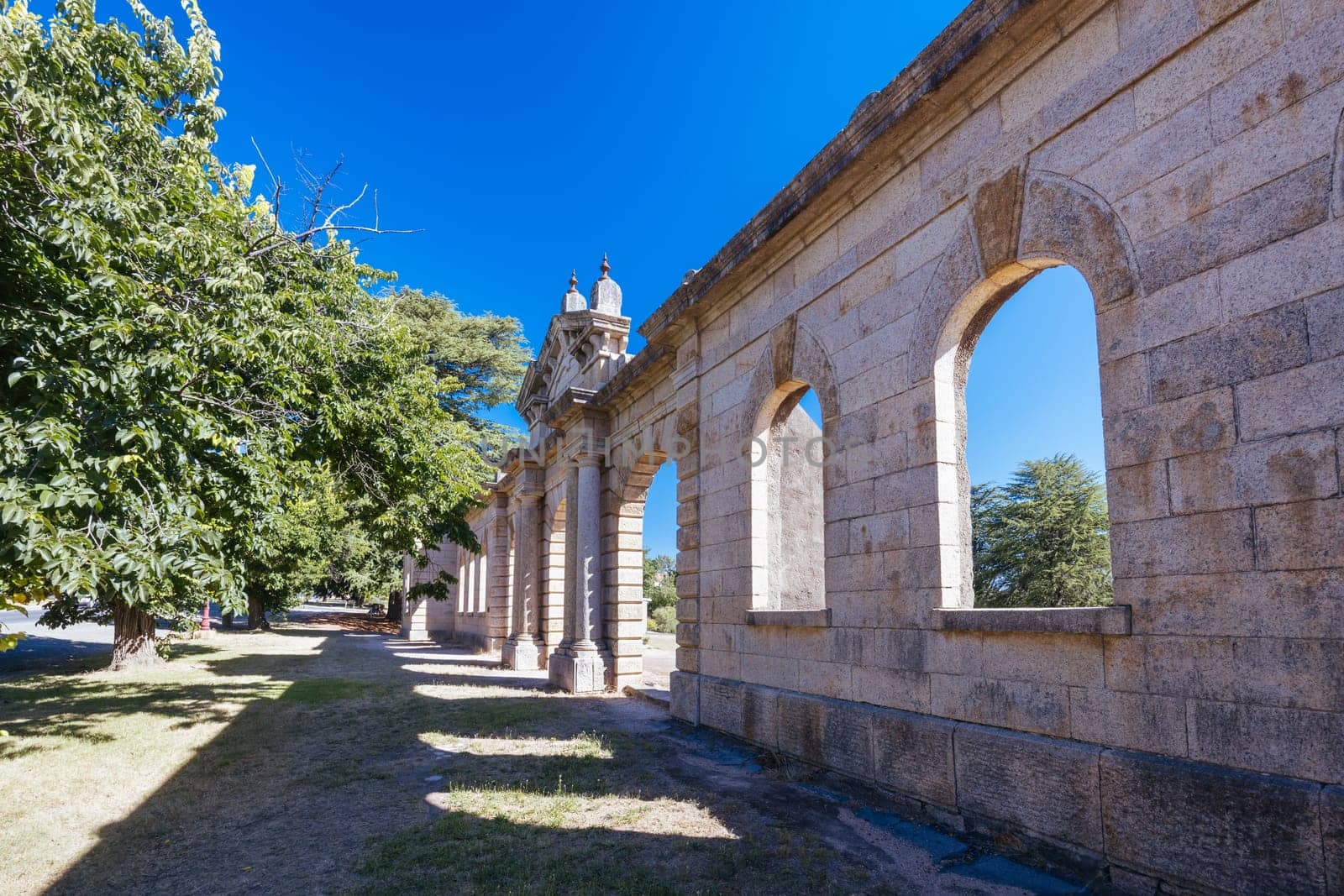 BEECHWORTH, AUSTRALIA - JANUARY 1 2025: Historic ruins of Ovens District Hospital on a warm summer's day in Victoria, Australia on January 1st, 2025