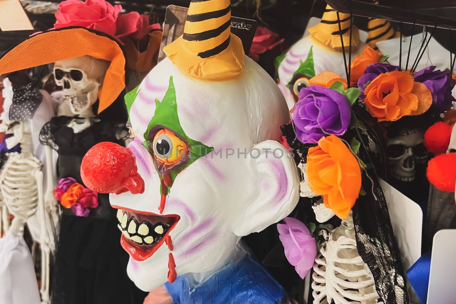 Scary clown Halloween Costume Store