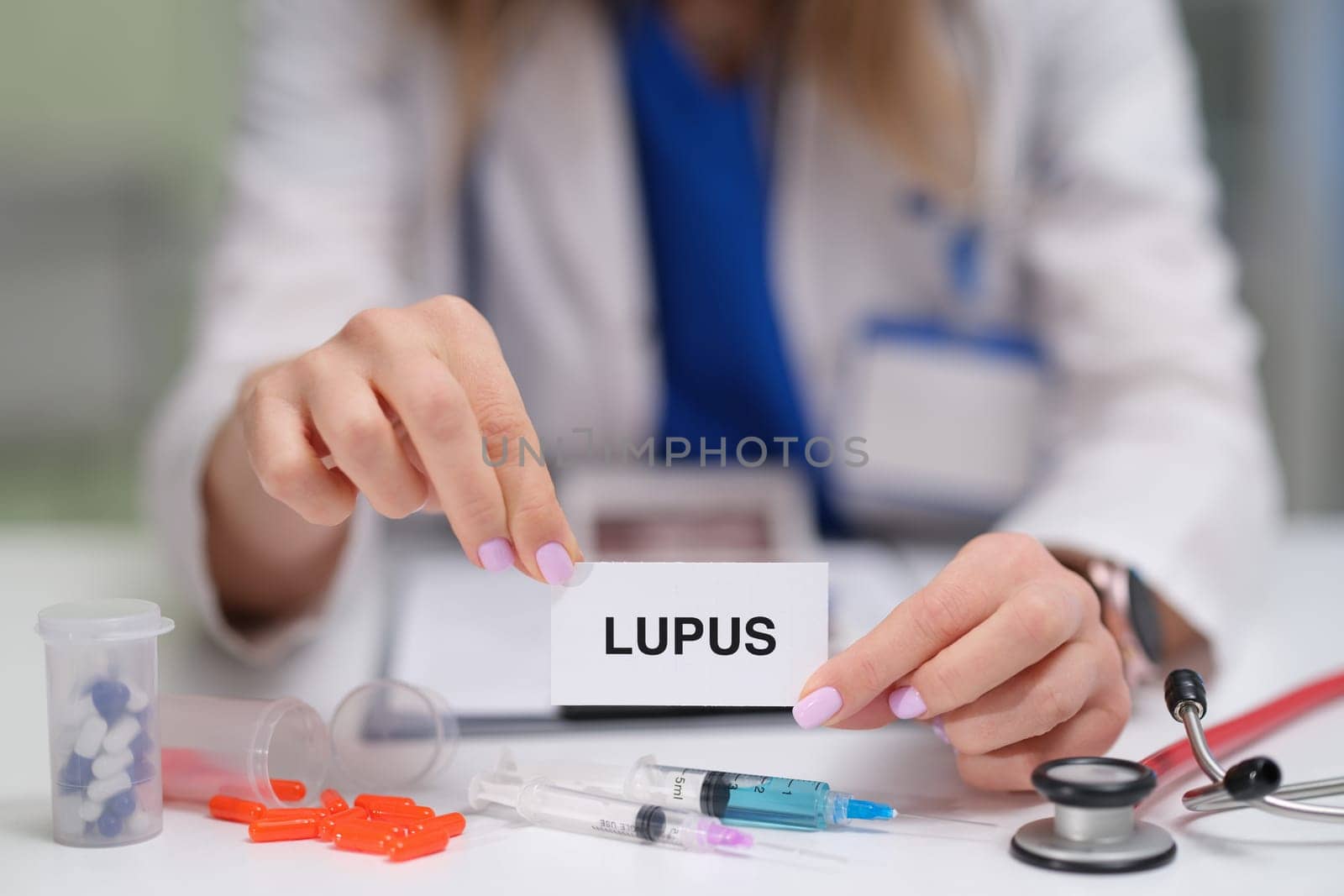 A medical professional discusses lupus, highlighting essential tools and materials relevant to the condition
