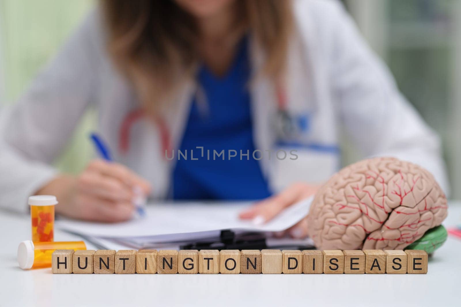 Delve into the various impacts of Huntington disease through engaging visual medical insights and expert discussions