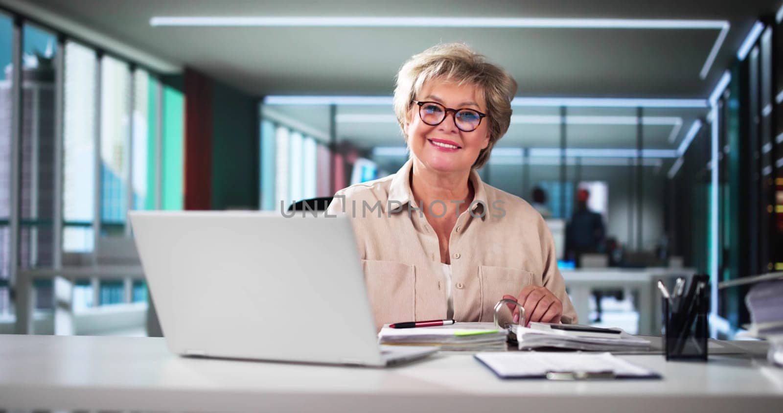 Tax Accountant Advisor Woman Doing Sales Invoice Accounting