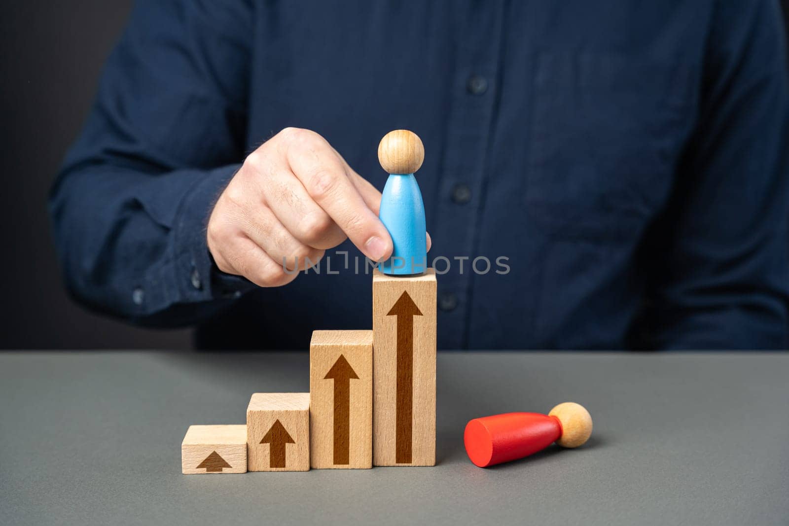Defeat the opponent and take his place. Displace the opponent. Win a victory in the competition. Career ladder of success.