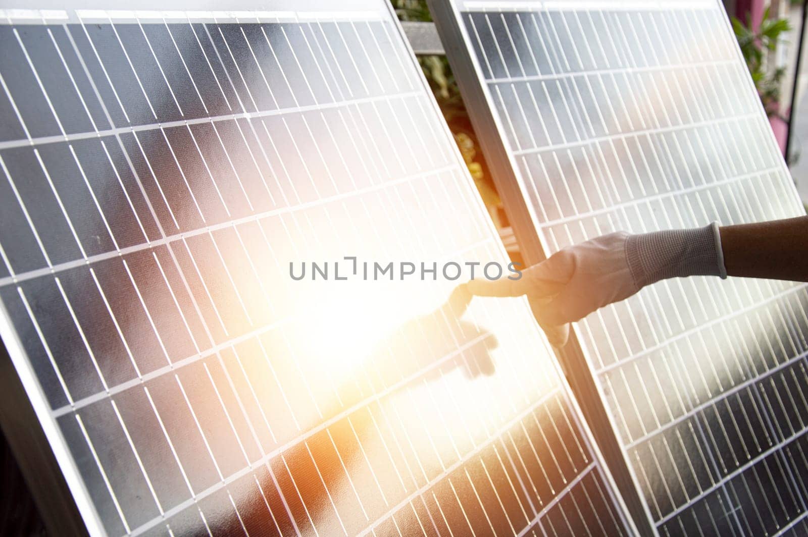 Clean energy concepts such as solar cells are being used more and more.