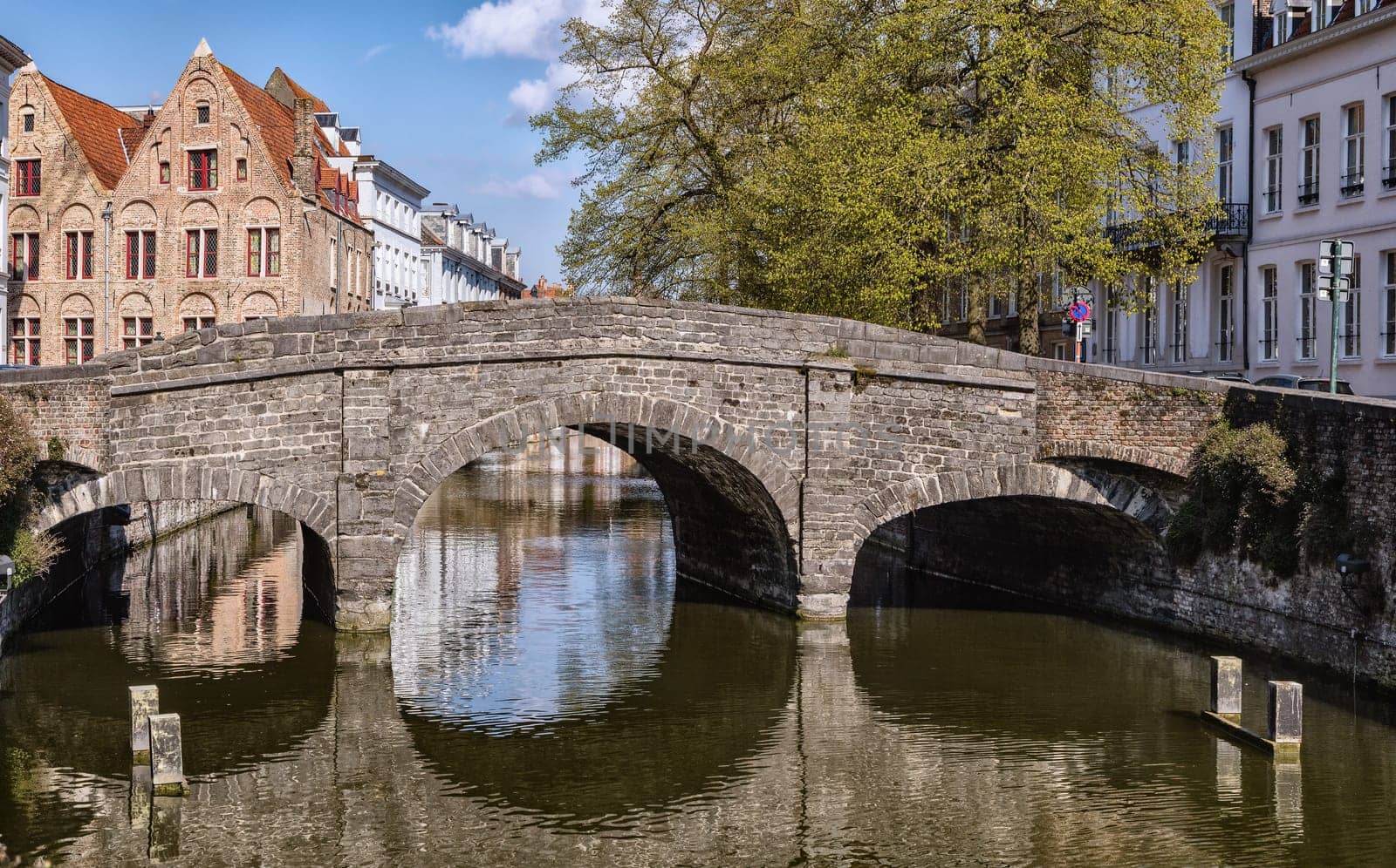 Bruges canals and bridges