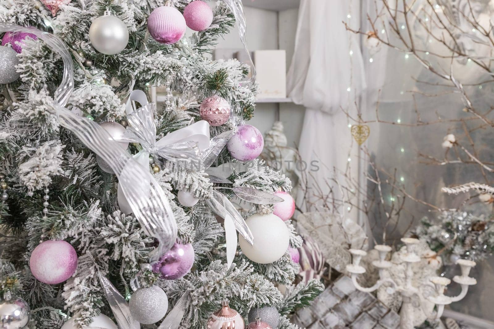 pink and white christmas tree decoration