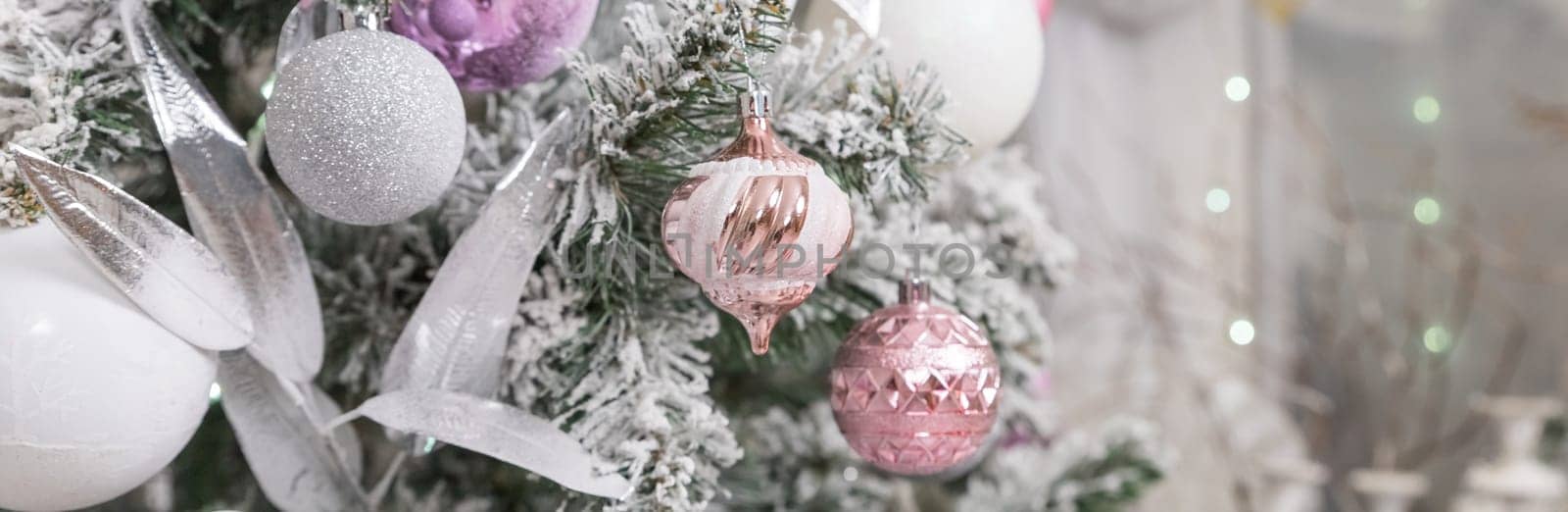 pink and white christmas tree decoration