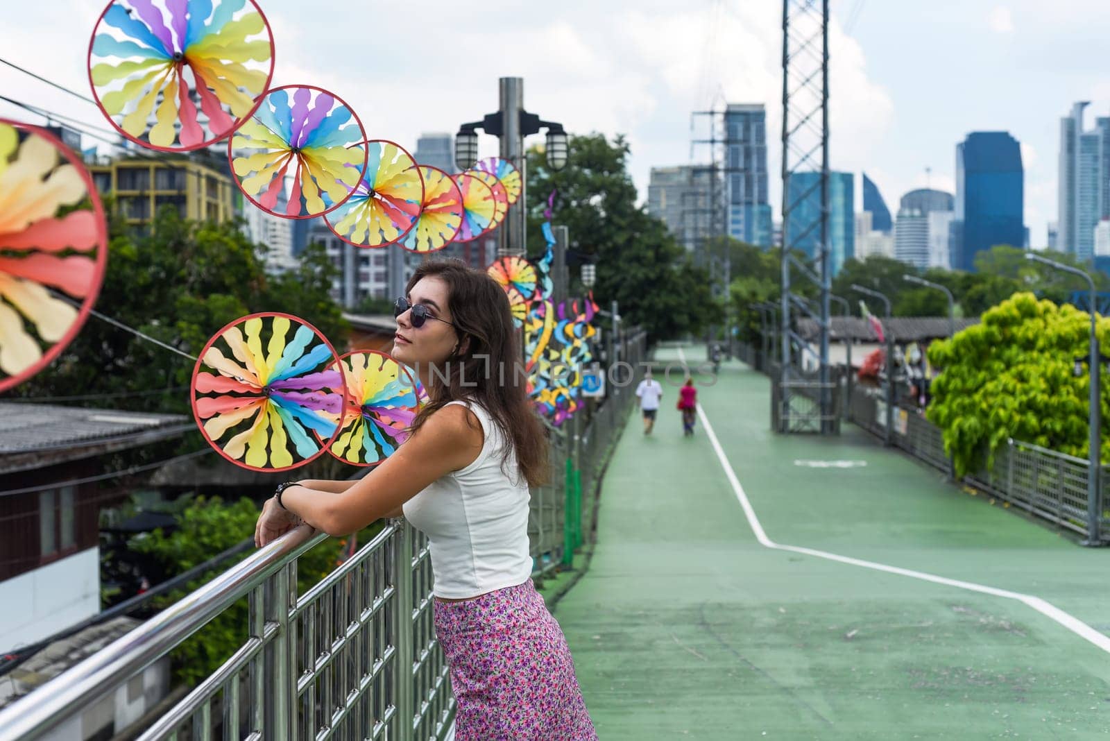 Young tourist woman enjoying Bangkok city
