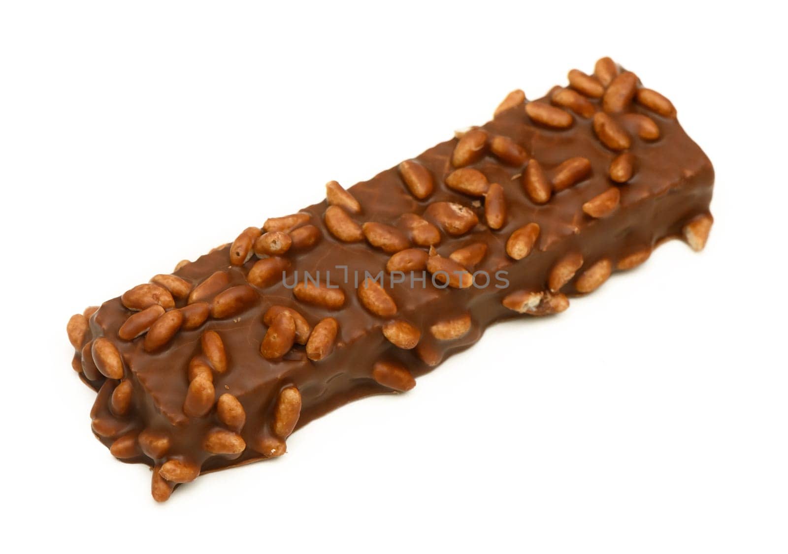 Indulge in the rich taste of chocolate enveloping crispy sesame seeds, perfect for satisfying sweet cravings.