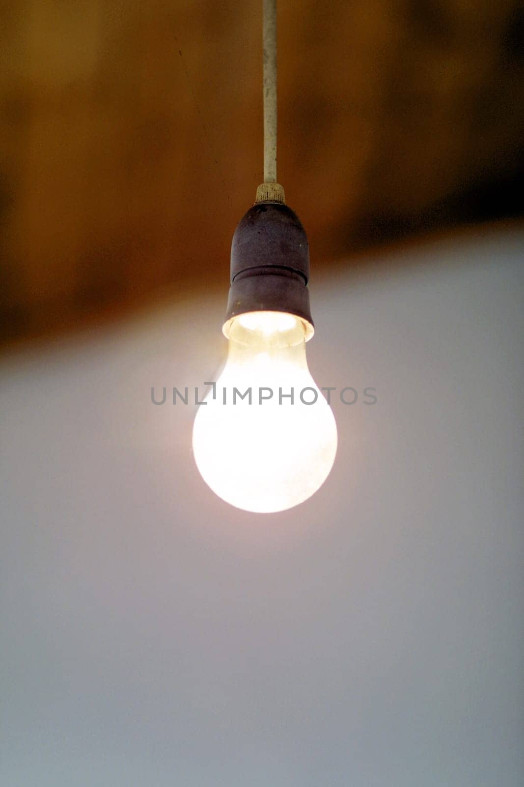 Light bulb