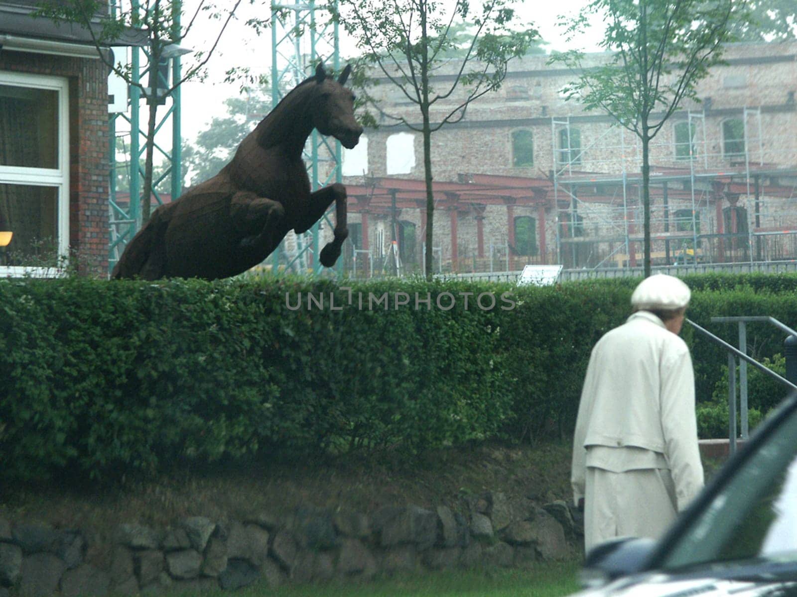 Snapshot from the moving car on Hamburg's Elbchaussee