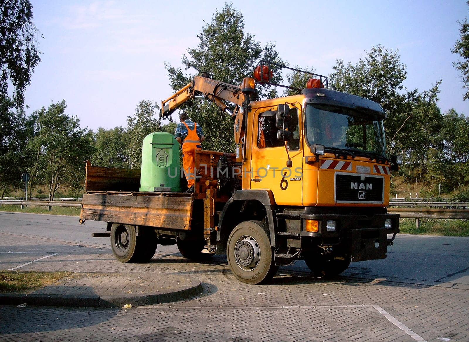 Garbage truck