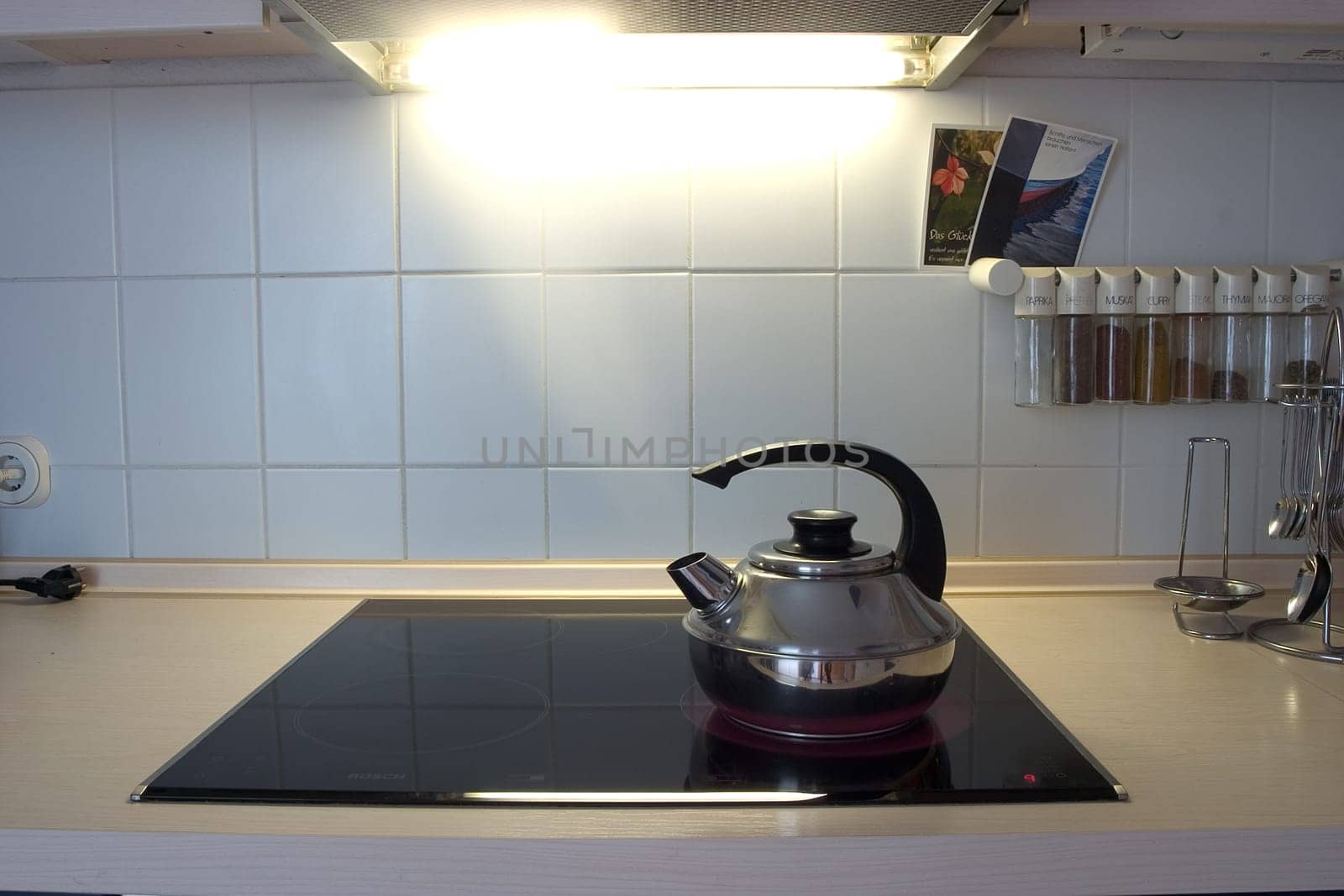 Cauldron on the stove 04