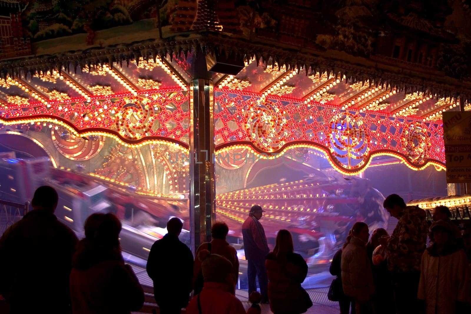 Carousel 01