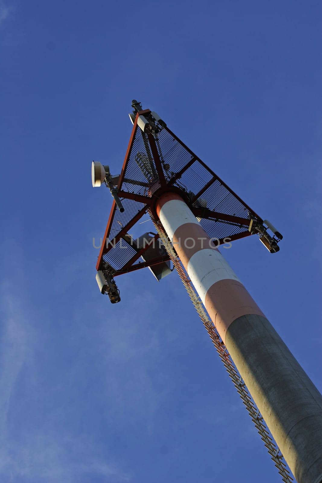 Transmission mast II