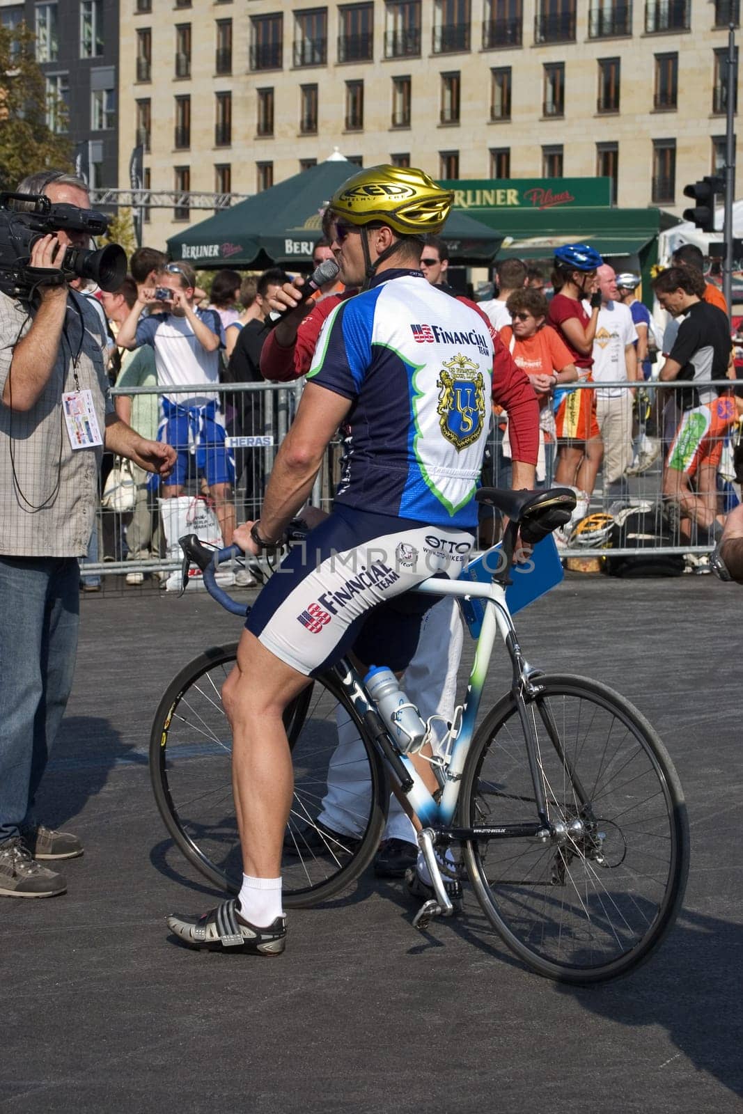 Berlin Marathon,Skater vs. Cyclist