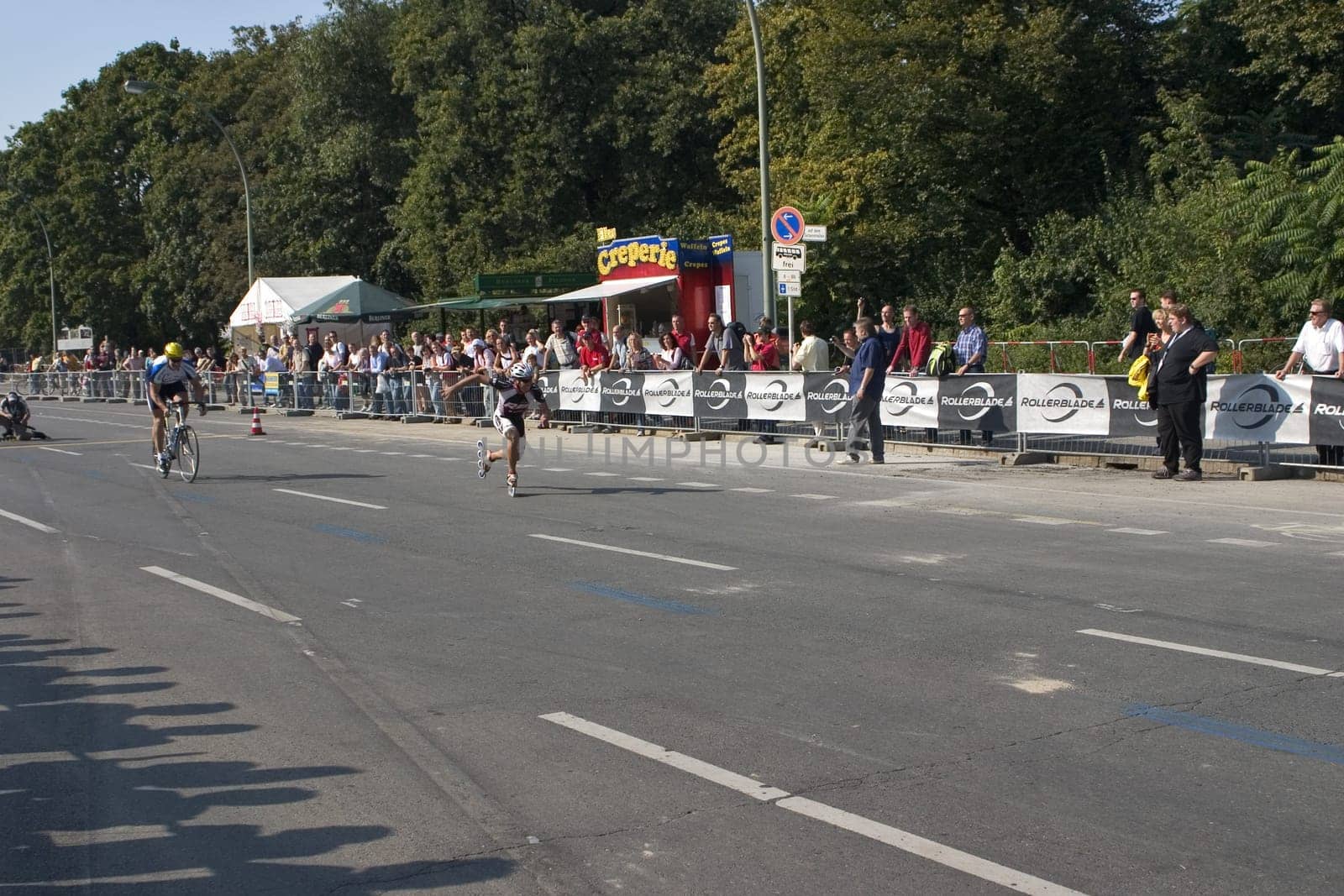 Berlin Marathon,Skater vs. Cyclist