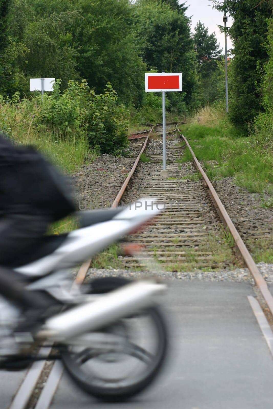 Disused railway line