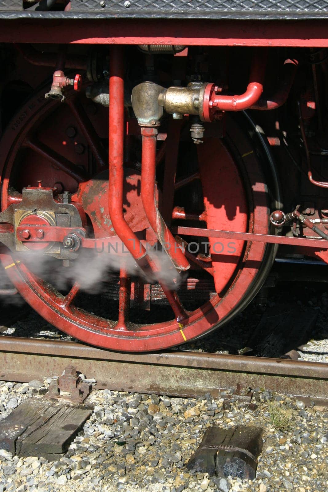 Steam locomotive wheel
