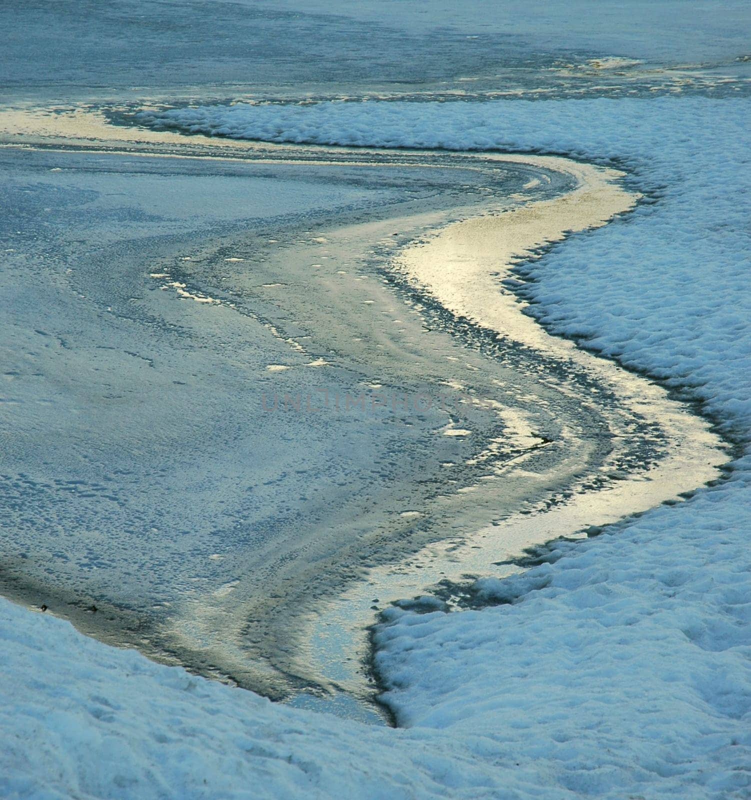 Created in March 2005 near Lenzerheide in Switzerland. Nikon D70,Nikkor 18-70.